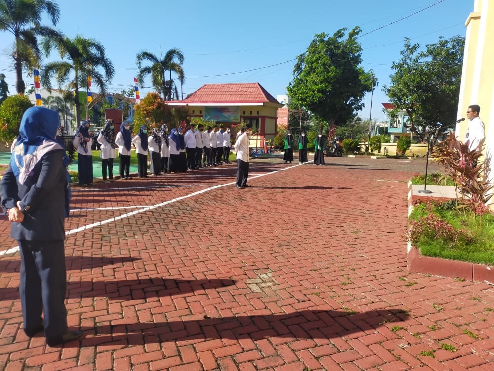 apel pagi